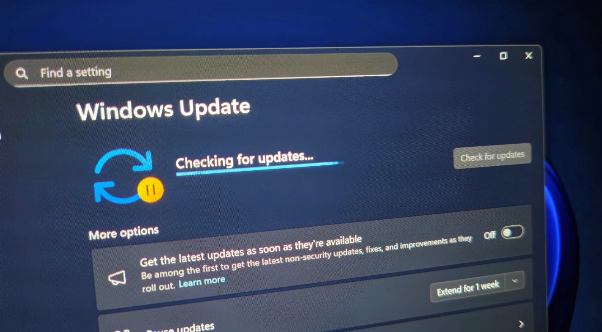 Troubleshooting Windows 11: Resolving KB5068861 Installation Failures and SMB Search Issues in File Explorer